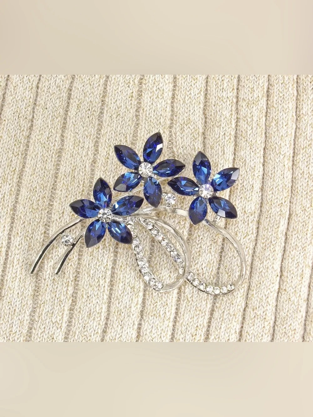 Blue crystal flower pin brooch with three blue marquise crystal flowers New